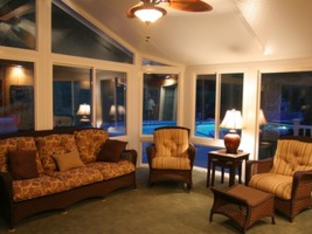 Read more about the article How You Can Decorate Your Sunroom